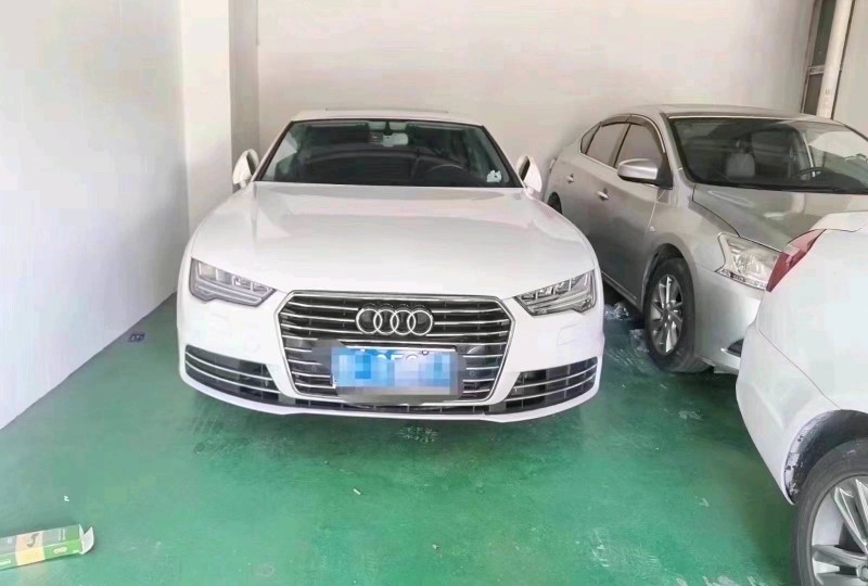 成都18年奧迪A7L1