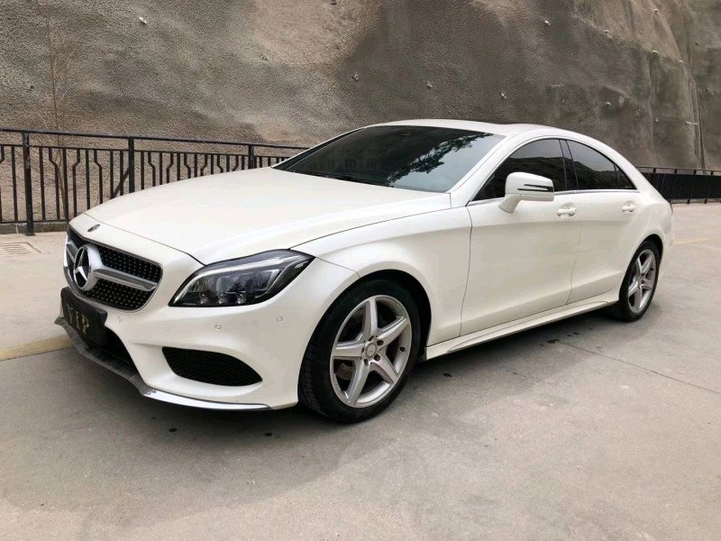 青岛17年奔驰CLS3