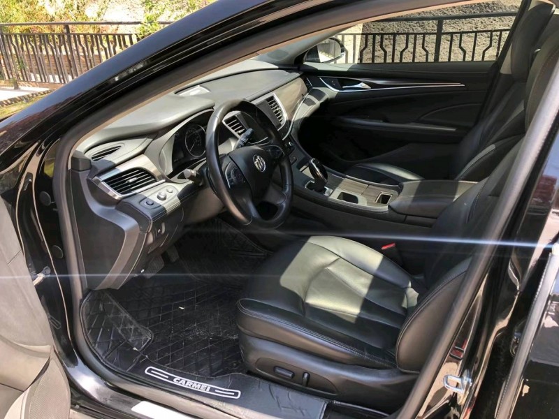 青岛18年别克君越6