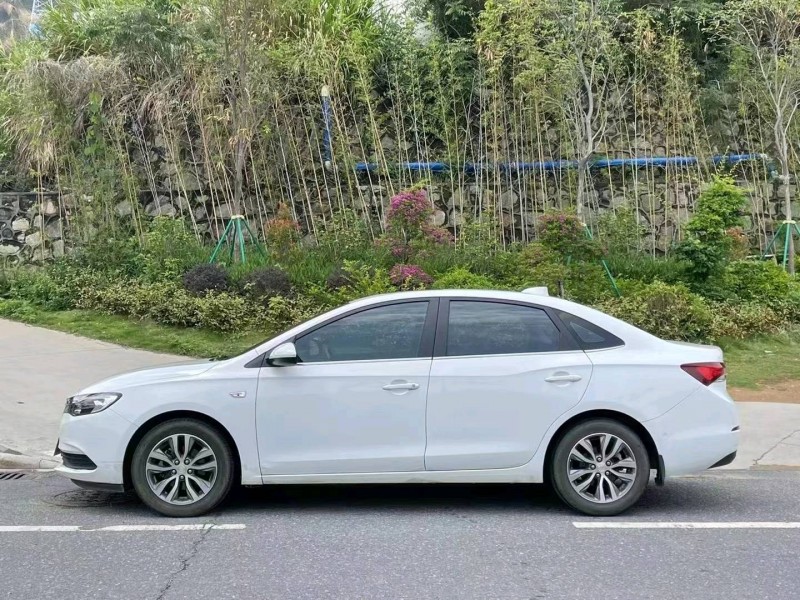 广州18年别克英朗4