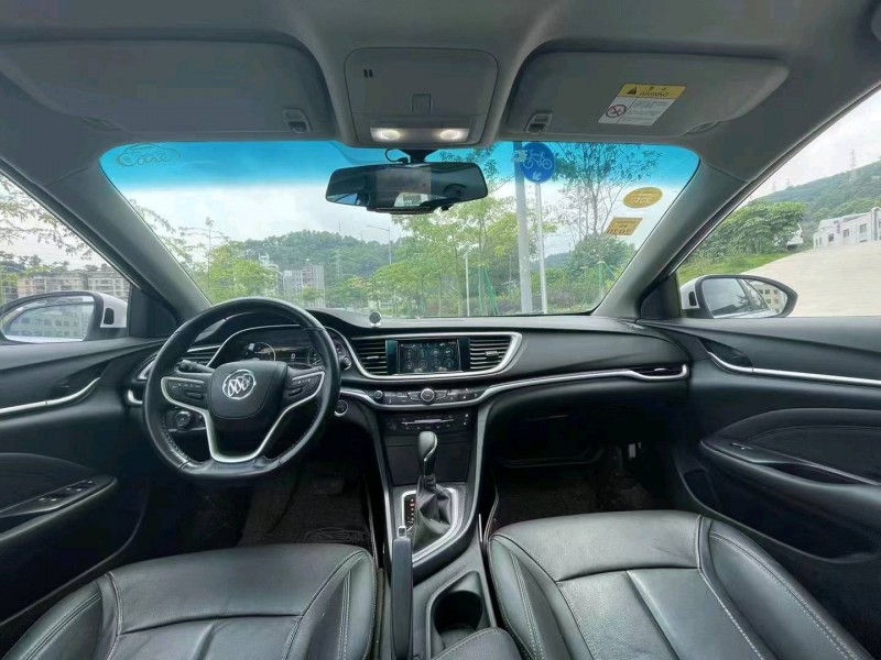 广州18年别克英朗1