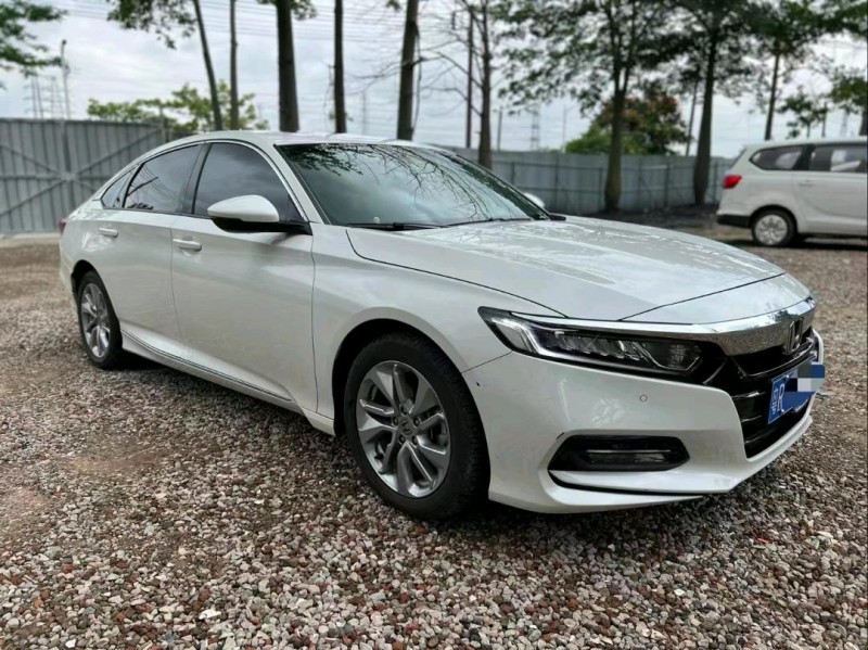 广州20年本田雅阁2