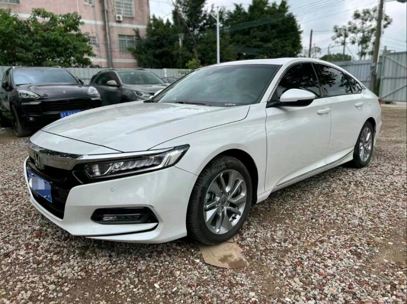 广州20年本田雅阁5