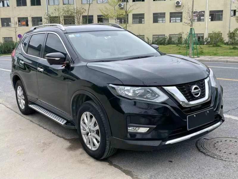 廣州18年日產奇駿4