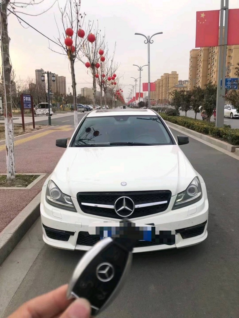 北京13年奔驰C6