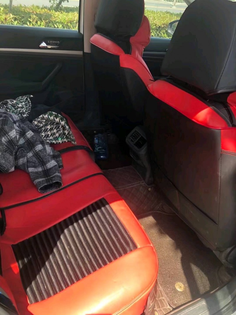 北京18年大众朗逸4