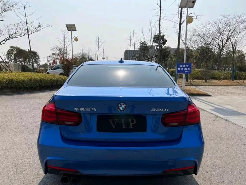 盐城17年宝马3系9