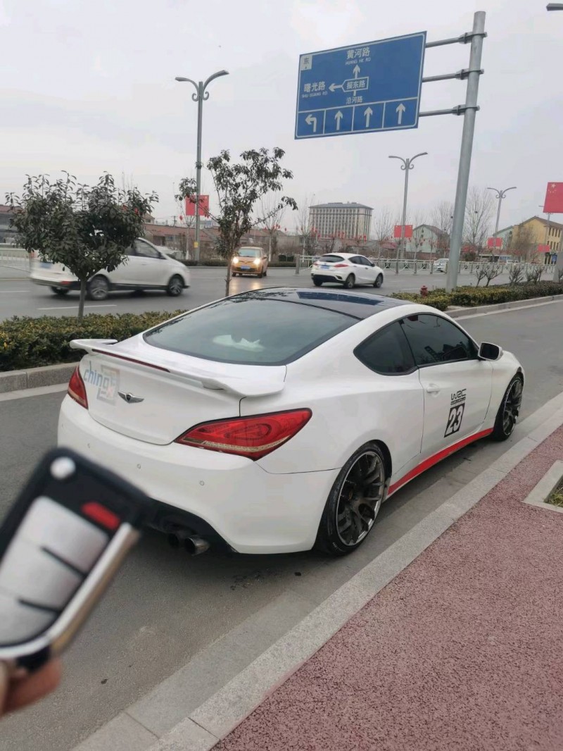 北京12年现代劳恩斯酷派6