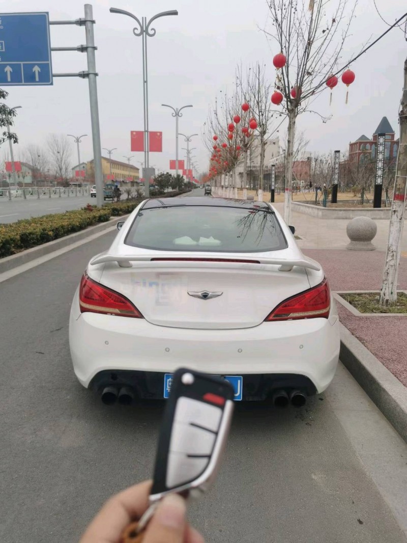 北京12年现代劳恩斯酷派7