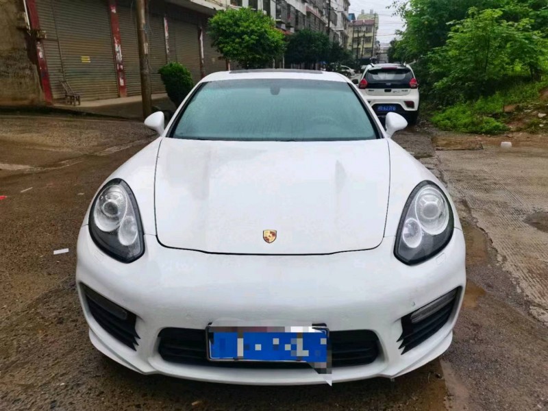 邵陽11年保時捷帕拉梅拉1