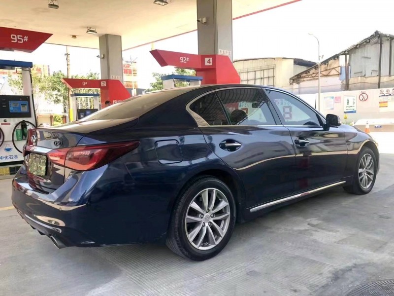 汕頭19年英菲尼迪Q50L4
