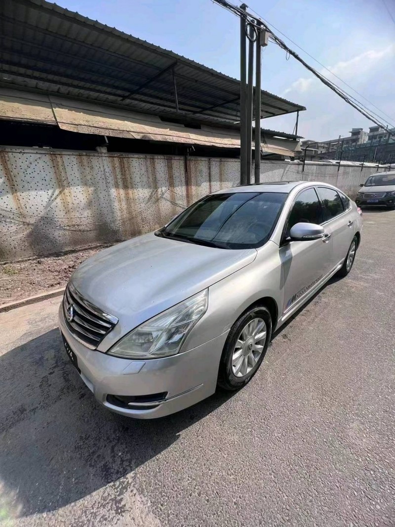 東莞10年日產天籟4