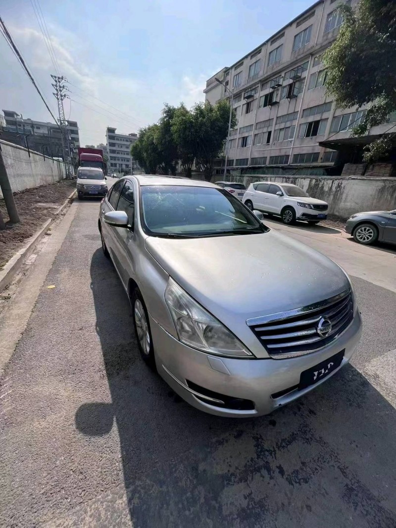 東莞10年日產天籟3