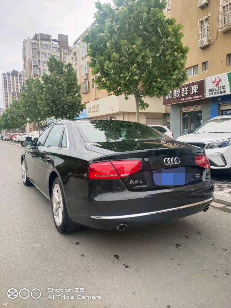邢臺12年奧迪A8L8