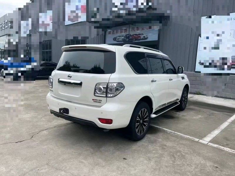 宜昌18年日產途樂1