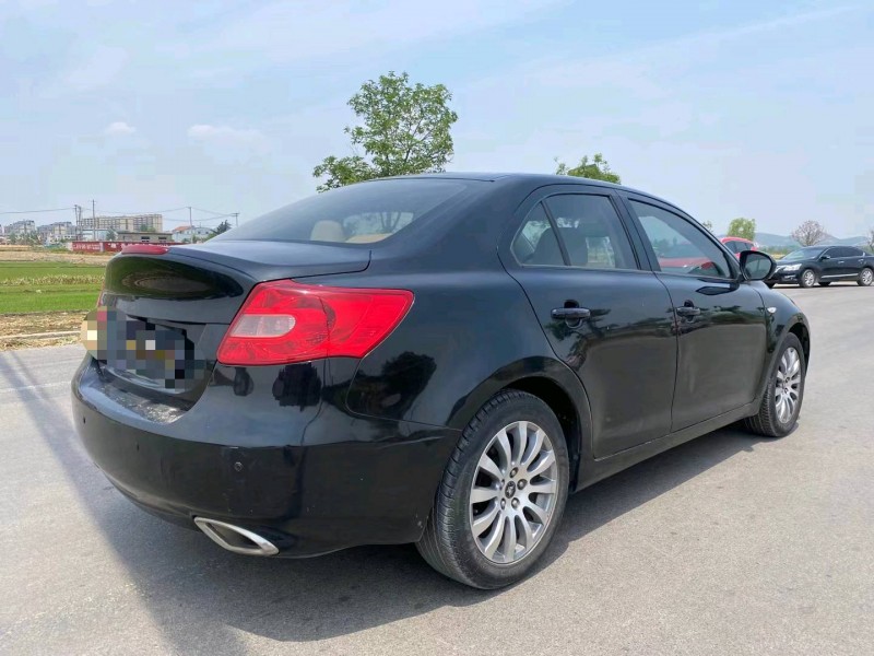 徐州13年铃木凯泽西7