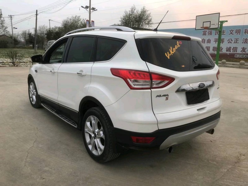 徐州15年福特翼虎7