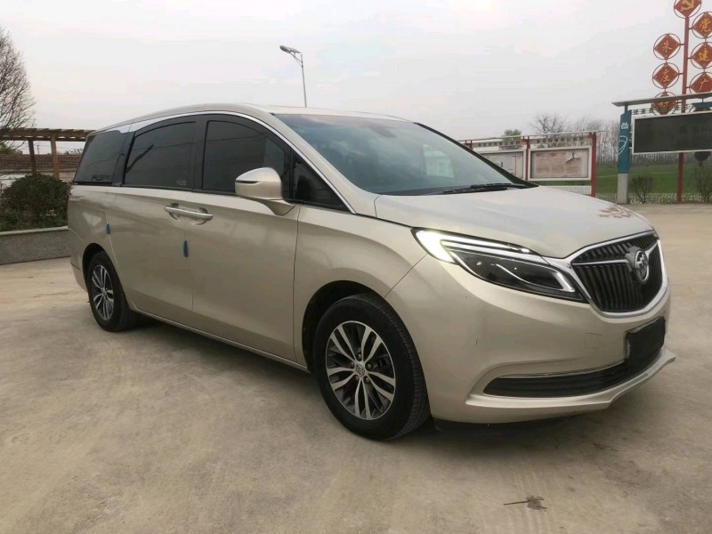 徐州22年别克GL83