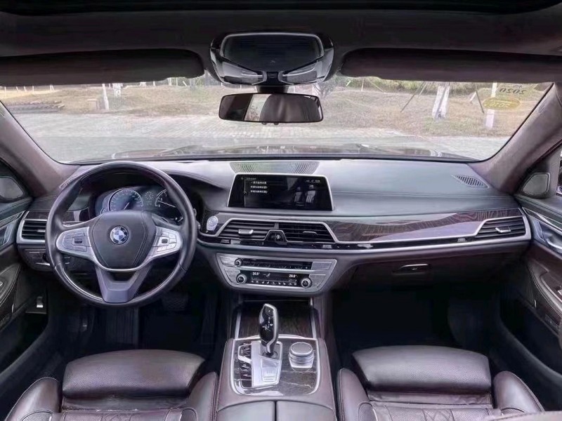 潍坊16年宝马7系6