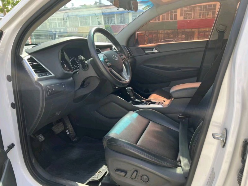 徐州18年现代途胜5