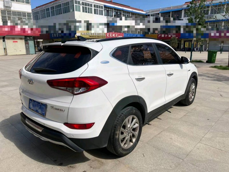 徐州18年现代途胜8