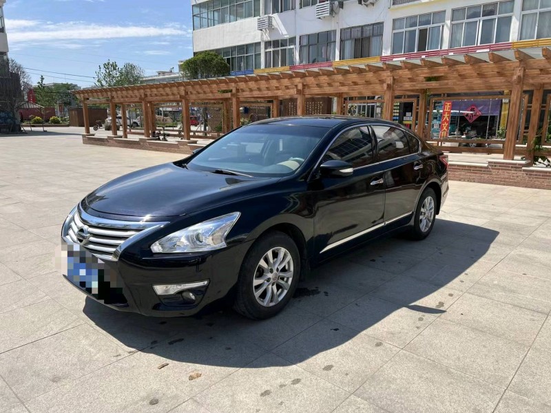 徐州14年日產天籟3