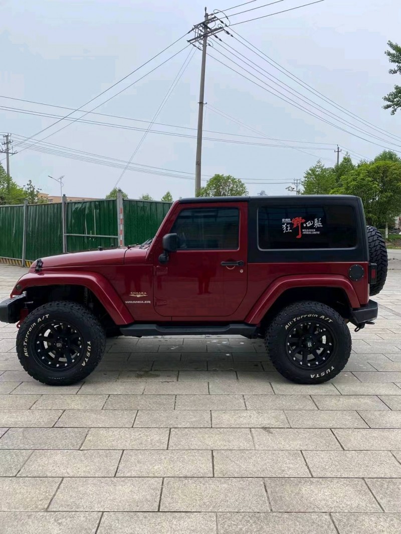 宜昌13年Jeep牧馬人6
