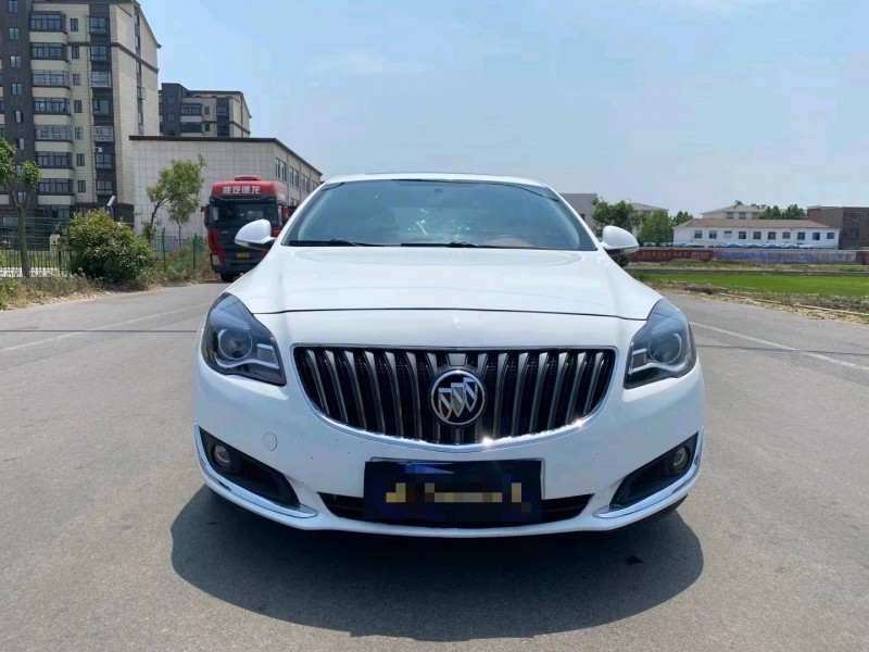 徐州14年别克君威9