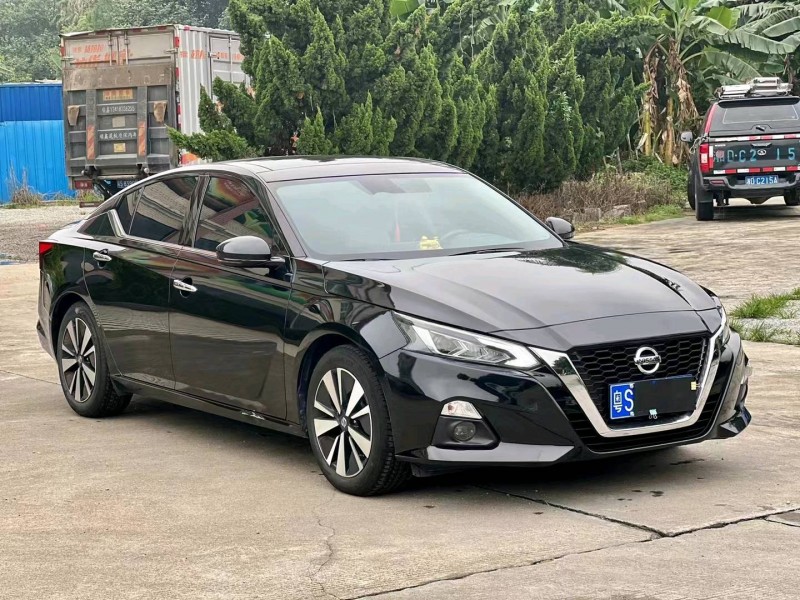 珠海21年日產天籟1