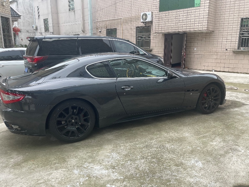 蘇州11年瑪莎拉蒂GranTurismo1