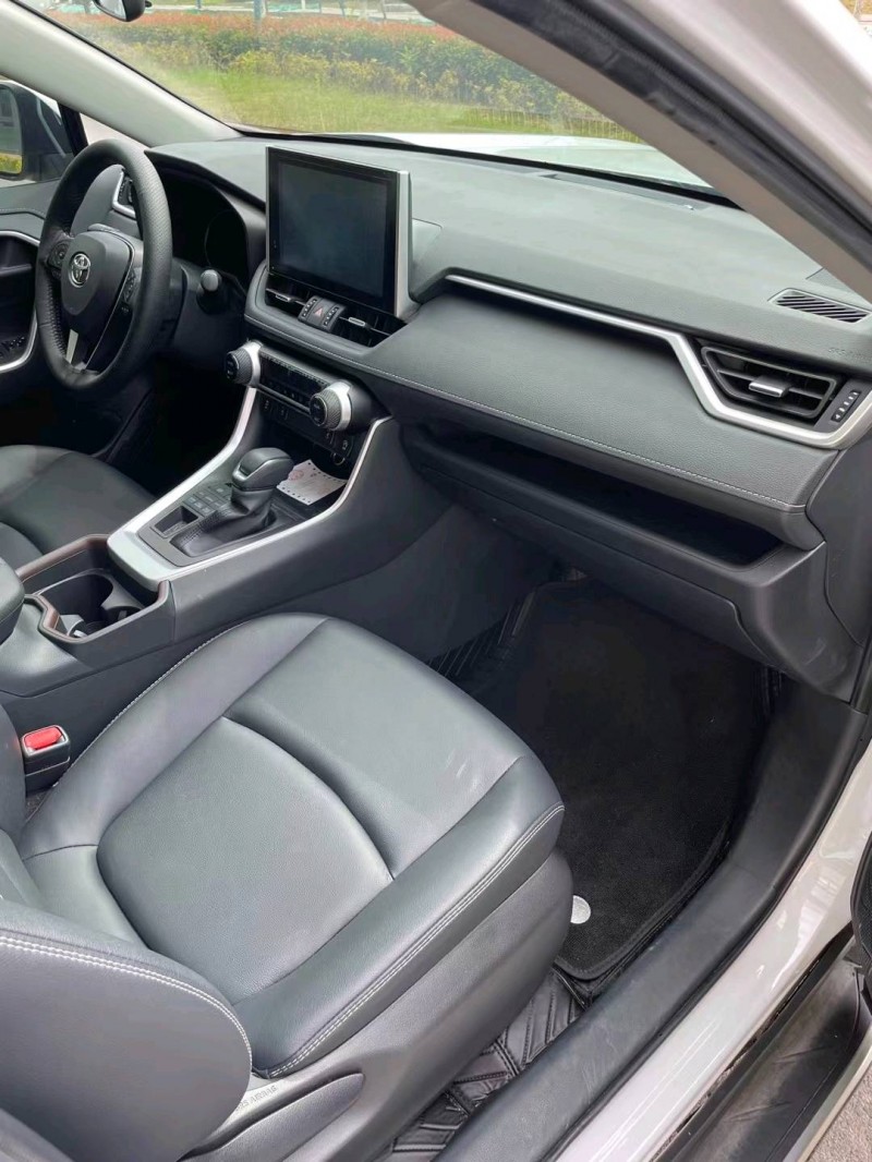 宿迁21年丰田RAV45