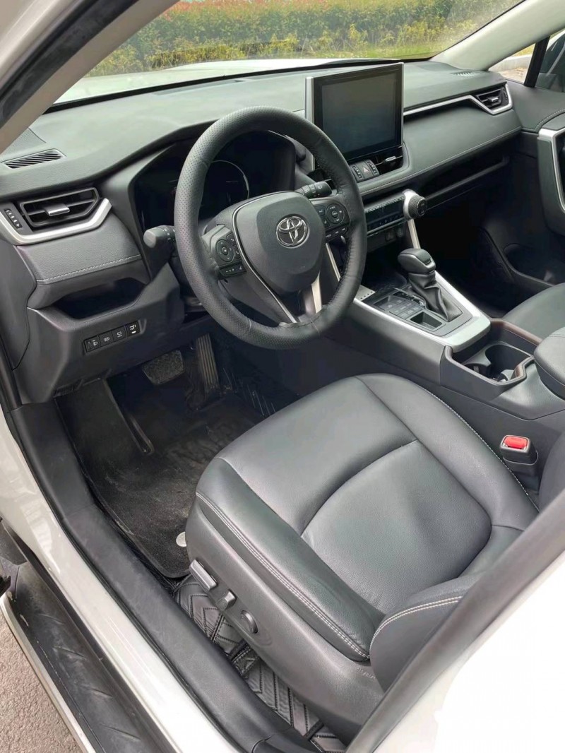 宿迁21年丰田RAV46