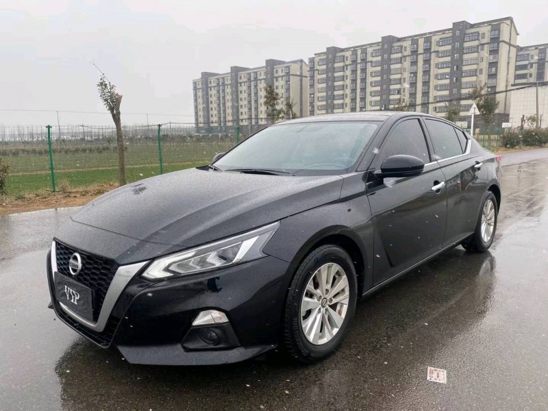 徐州20年日產天籟8