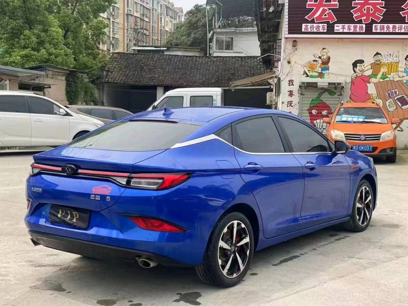 黔西南21年江淮思皓A55