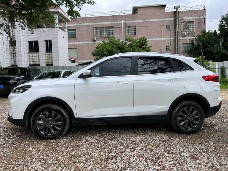 廣州22年威馬汽車EX-58