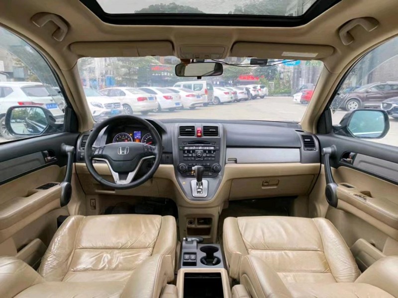 東莞11年本田CR-V5