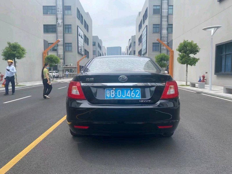 深圳14年力帆汽車7205