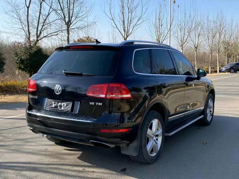 徐州15年大众途锐8