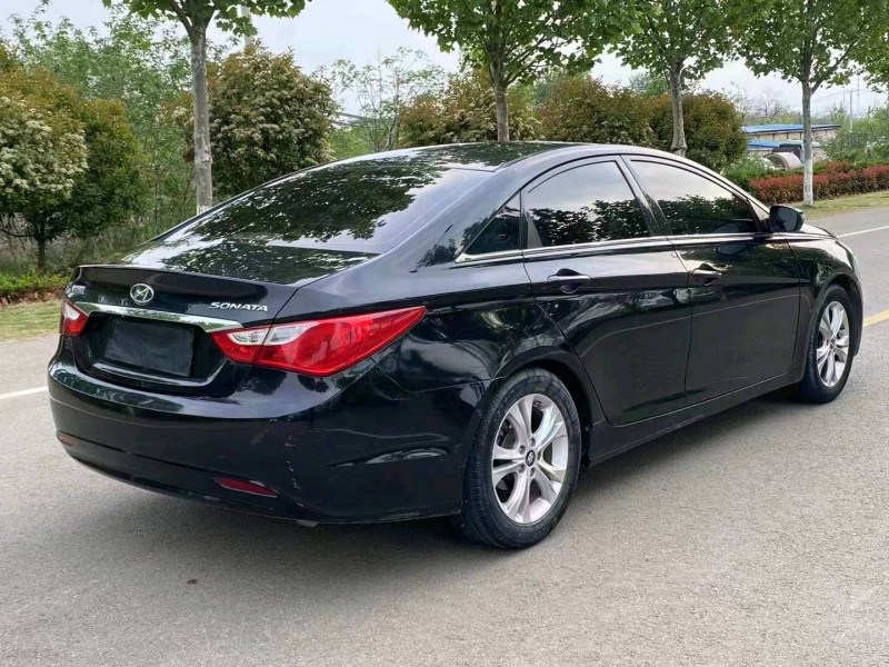 徐州13年现代索纳塔八7