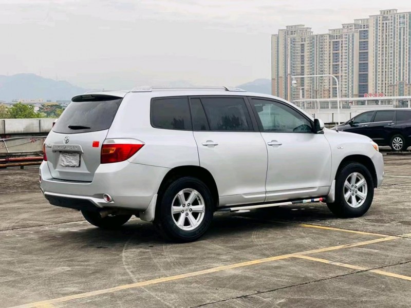 东莞11年丰田汉兰达1