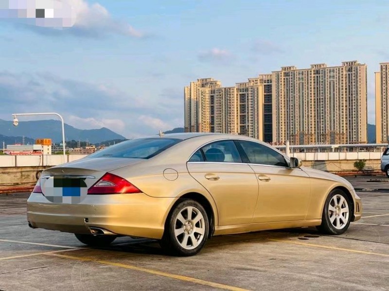 东莞11年奔驰CLS4