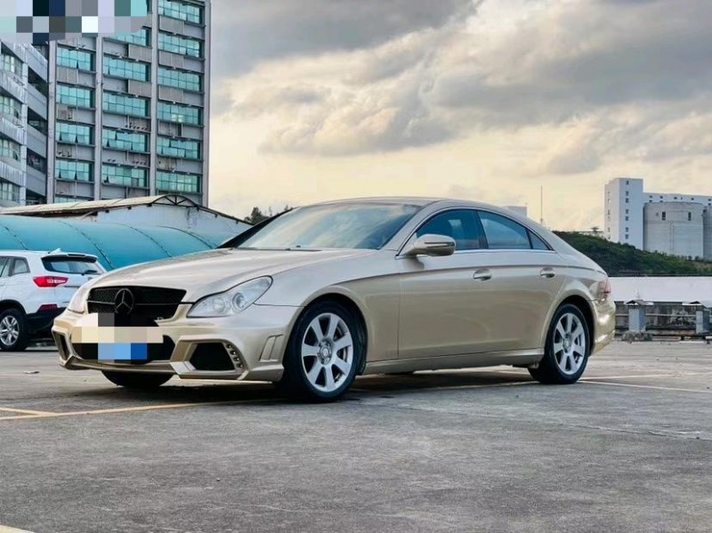 东莞11年奔驰CLS8