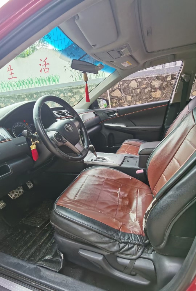 东莞13年丰田凯美瑞4