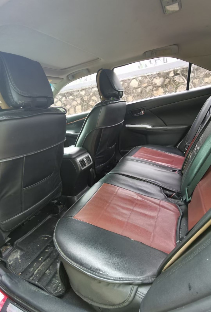 东莞13年丰田凯美瑞3