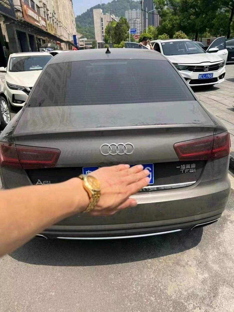 臨滄17年奧迪A6L3