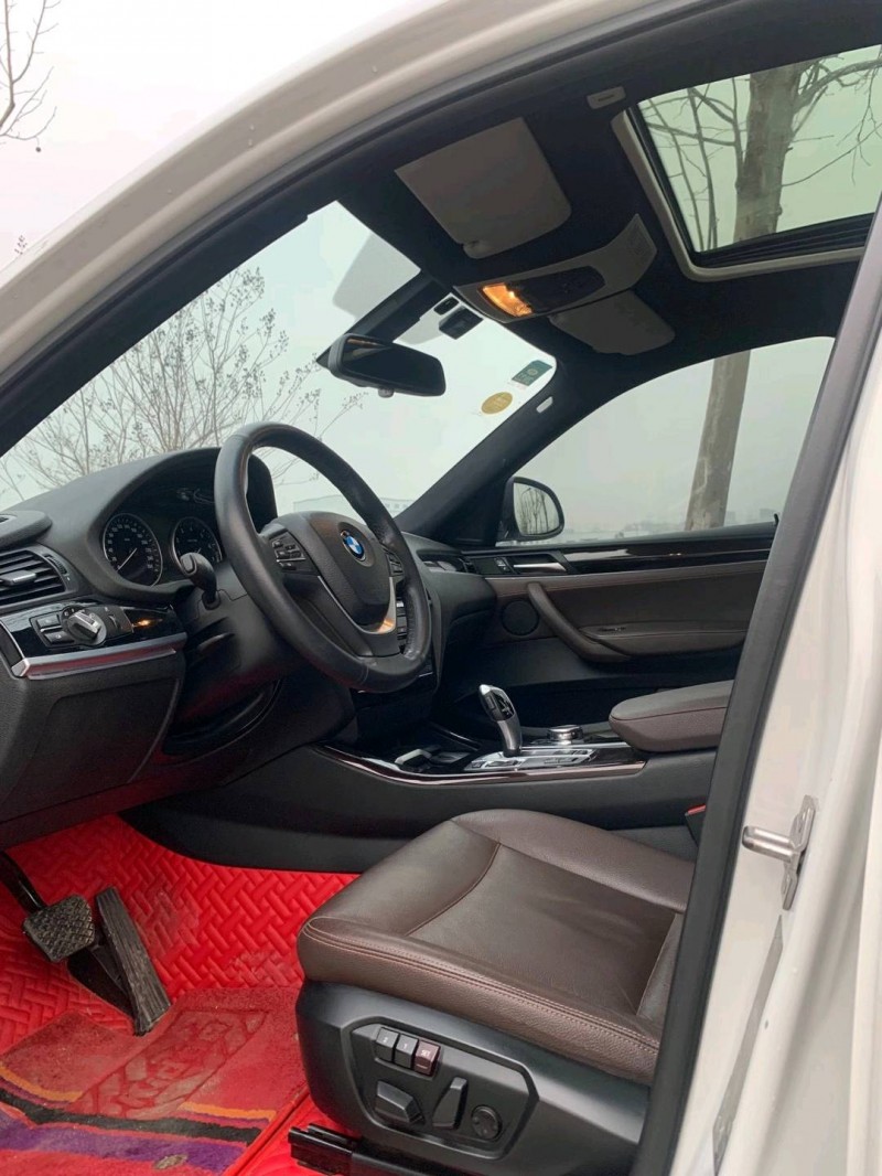 北京16年宝马X43