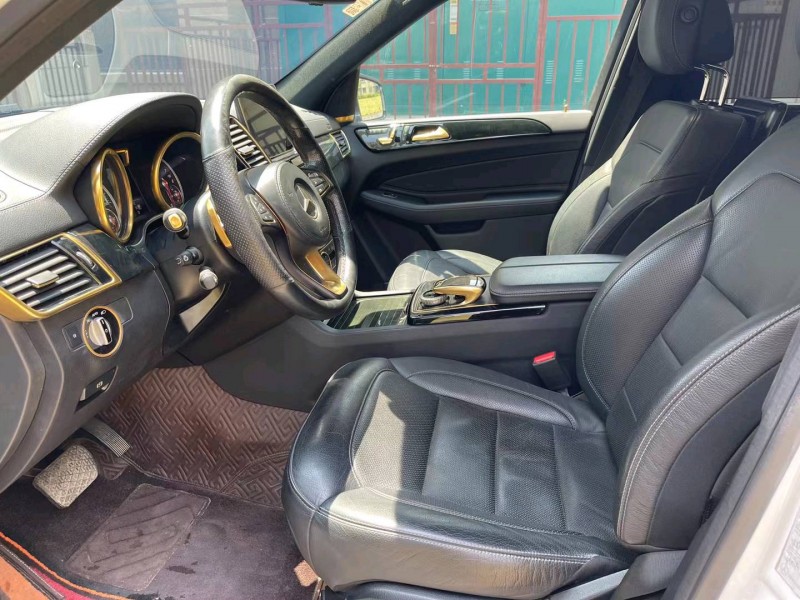 徐州17年奔驰GLS5