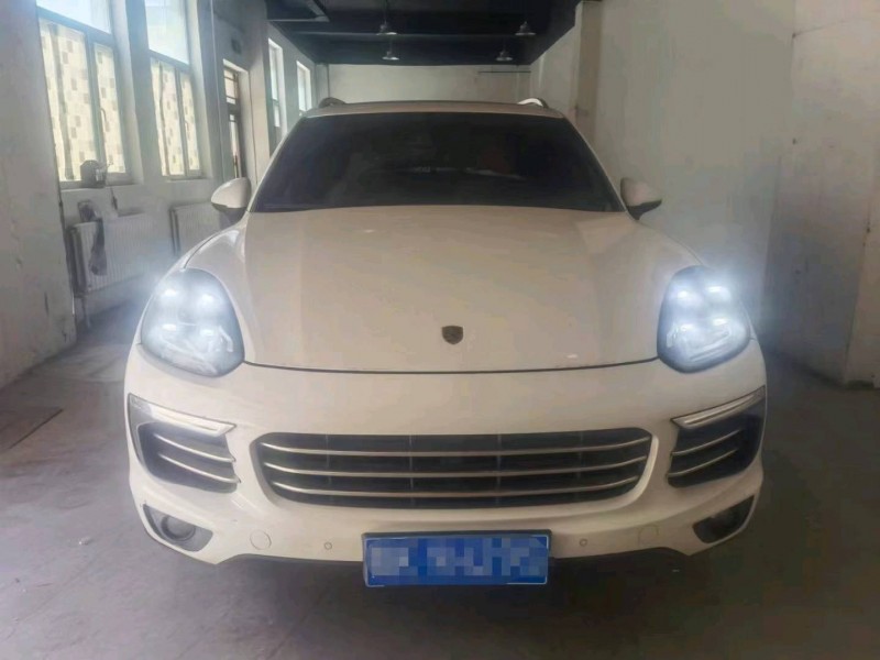 煙臺18年保時捷卡宴1
