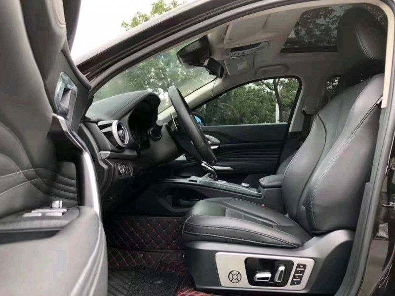 南寧19年長城汽車WEY VV75