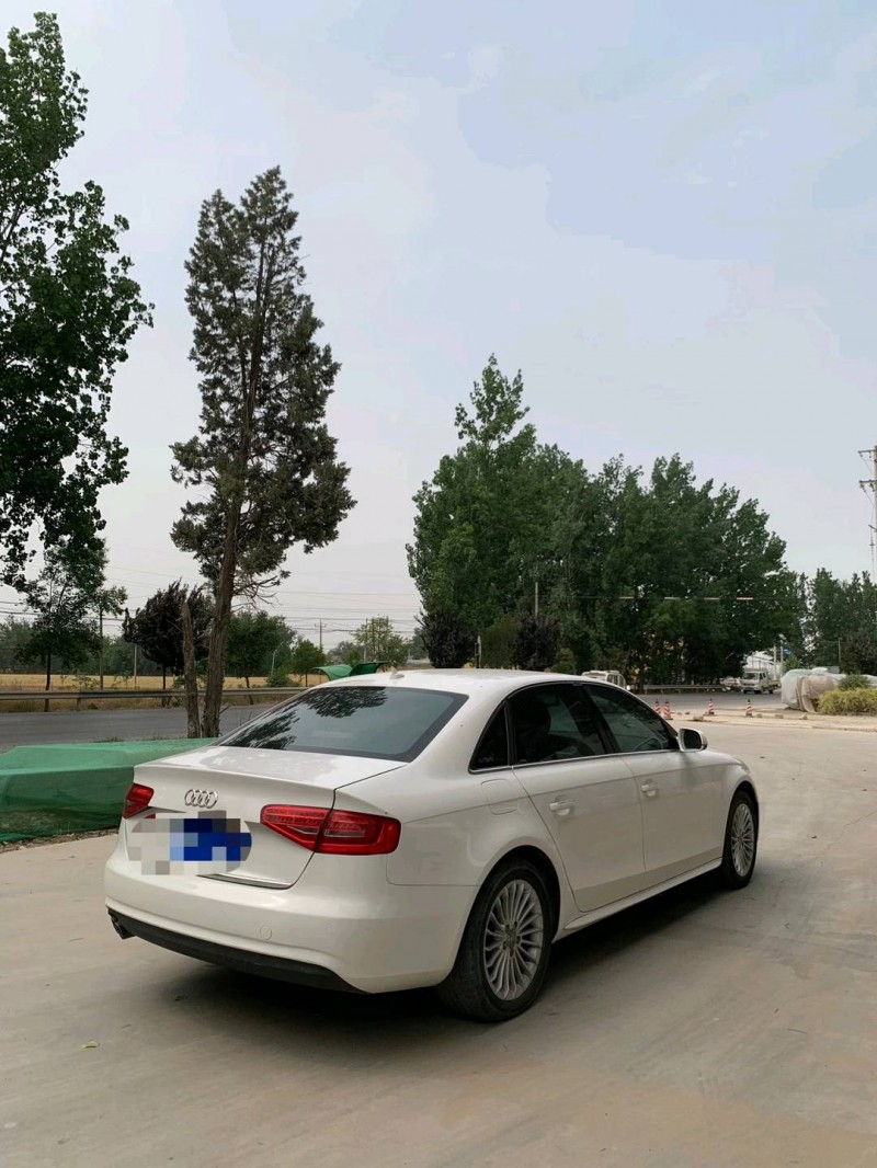 北京14年奥迪A4L9